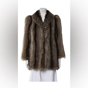 Pauline Trigère vintage Raccoon fur coat in excellent condition